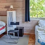 Semesterbostad 2 Bedroom Cozy In *
