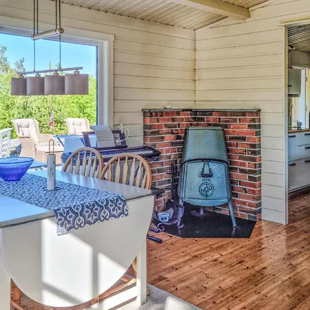 2 Bedroom Cozy In *