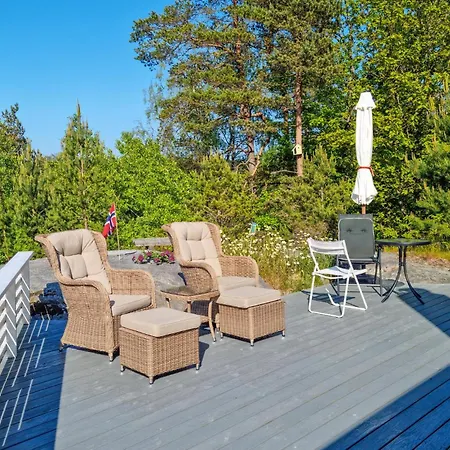 Дом отдыха 2 Bedroom Cozy In