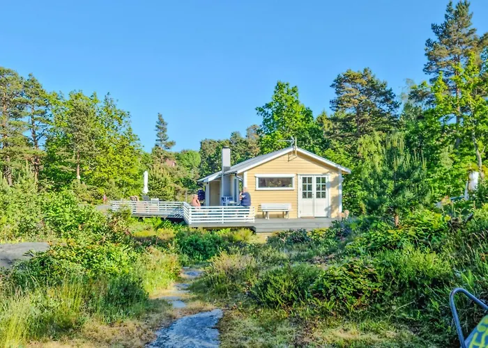 2 Bedroom Cozy In Brekkesto